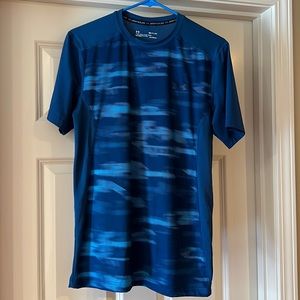 Under Armour Mens short sleeve tech shirt.